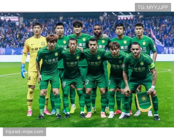 上海申花近期竞技状态回勇,斯卢茨基战术调整初见成效 上海申花近期竞技状态回勇,斯卢茨基战术调整初见成效